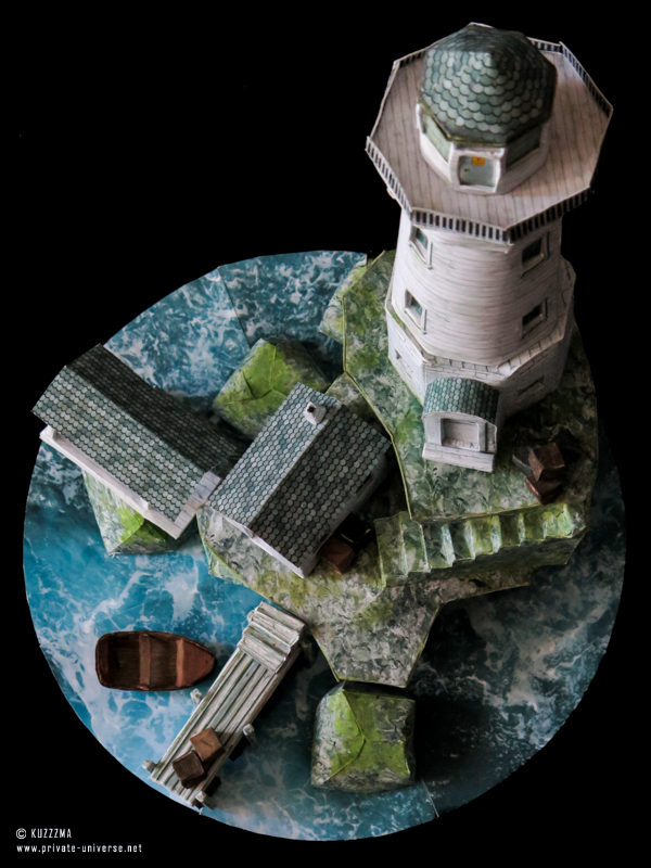 Lighthouse paper model