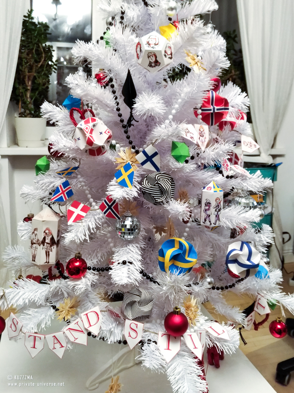 SSSS NY decorations: Christmas tree